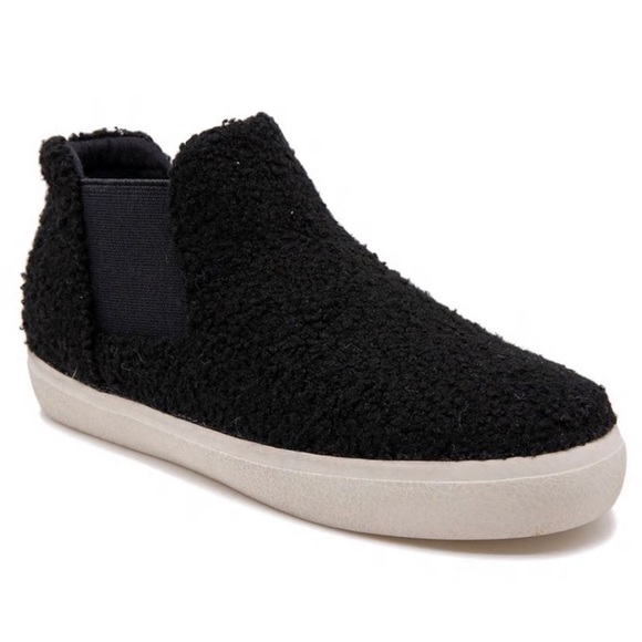 UNIONBAY Women’s Ella Sneaker Boots Black NIB Size 8 - Picture 1 of 3